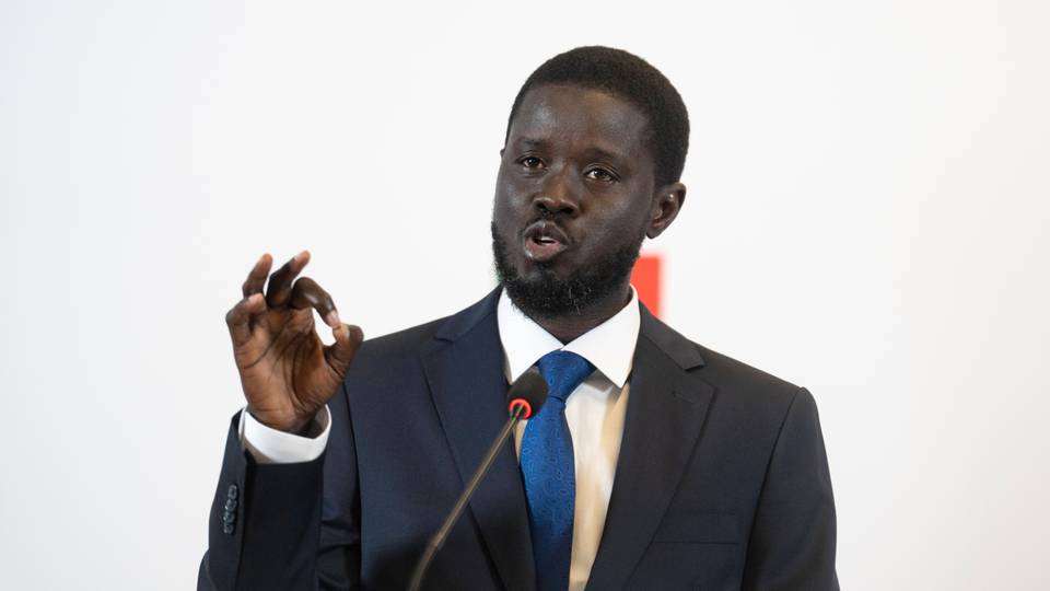 Senegal gets $300m loan in alternative market after IMF halt