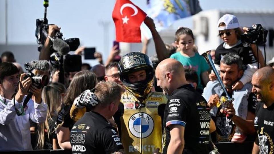 Turkish motorcycle star Razgatlioglu claims second world title