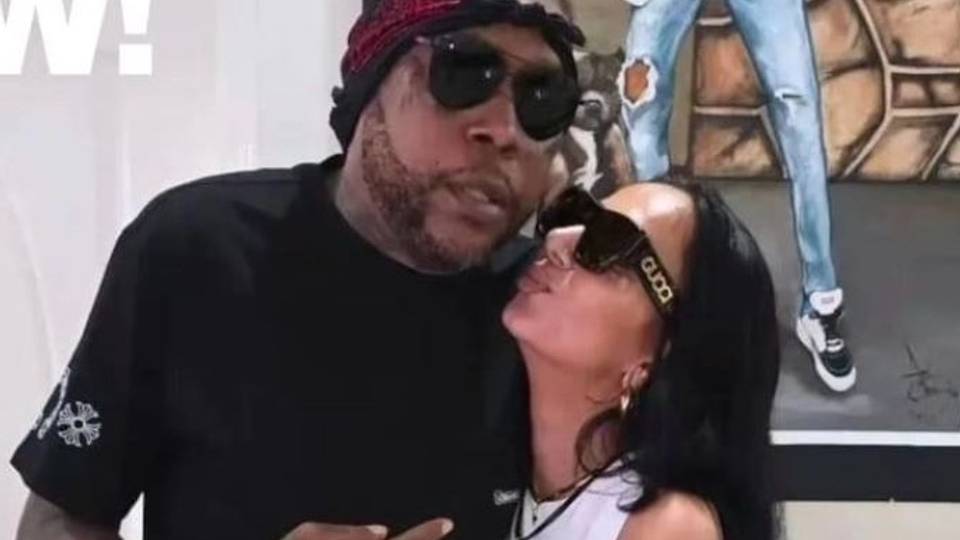 Vybz Kartel proposes to girlfriend months after prison release