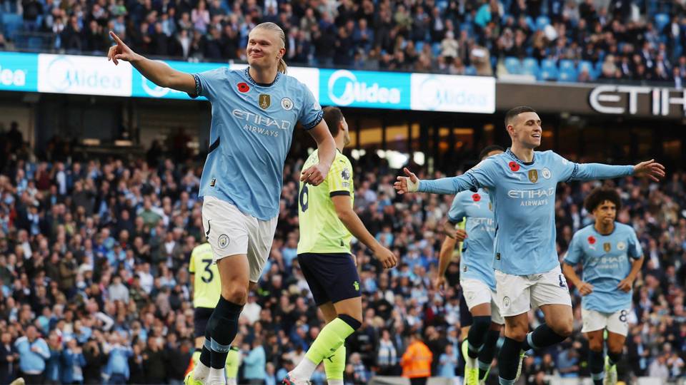 Man City move top as Haaland strike sinks Southampton