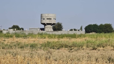 YPG/PKK terror group seize farmland to build US-backed watchtowers in Syria