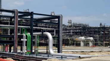 Dangote refinery begins processing petrol