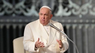 Pope calls for investigation of whether genocide is taking place in Gaza