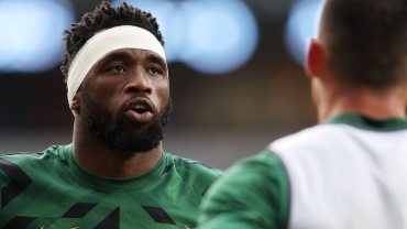 Rugby star Kolisi returns to South Africa's Hollywoodbets