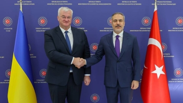 Türkiye-Ukraine cooperation getting stronger despite war: FM Fidan