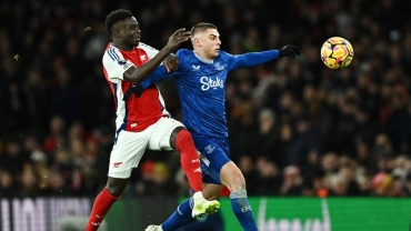 Arsenal  held to 0-0 home draw by Everton